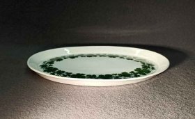 meissen-weinlaub-tablett-um-1900-kleine-schale-oval.3