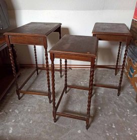 3fach-beistelltisch-serviertisch-3xausziehb-bzw-3-tische-um1900.6