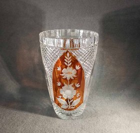 grosse-kristallvase-teilw-farbig-bernstein-ueberfangen-und-geschliffen-h-25-cm.1