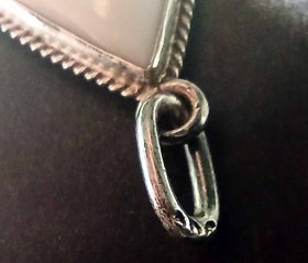 meissen-porzellan-anhaenger-silber-gefasst-blumenmalerei-in-gruen.9