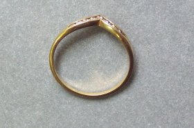 ring-gold-333-9-kleine-steine.2