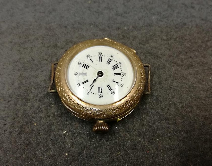 gold-damen-armbanduhr-14-kt-585-gold-um-1890